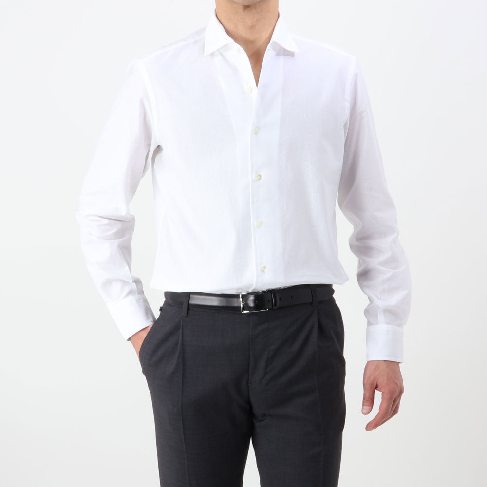 身長183cm/体重72kg・サイズ42<br>