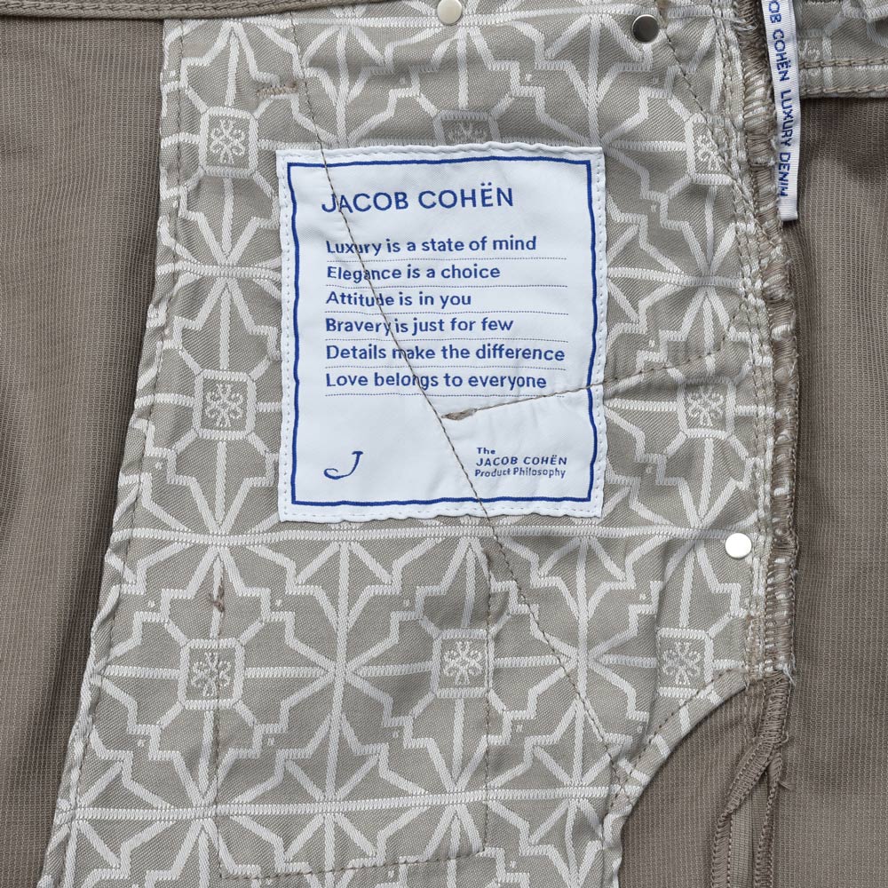 JACOB COHEN(ヤコブコーエン) LOUルー ガーメントダイコットンセルロースストレッチショーツ 226-31526