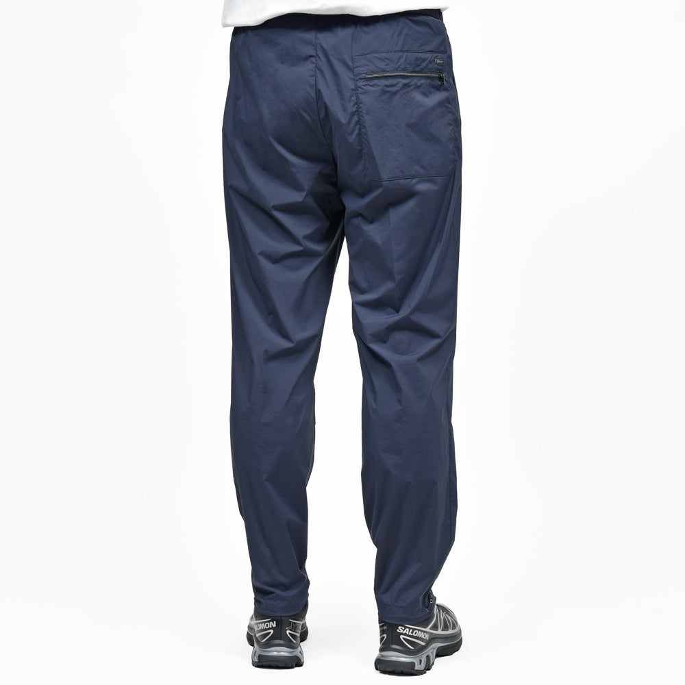 HERNO(ヘルノ) RESORTリゾート ストレッチナイロン1プリーツシャーリングパンツ(パッカブル) PT00002UR-12431SZ
