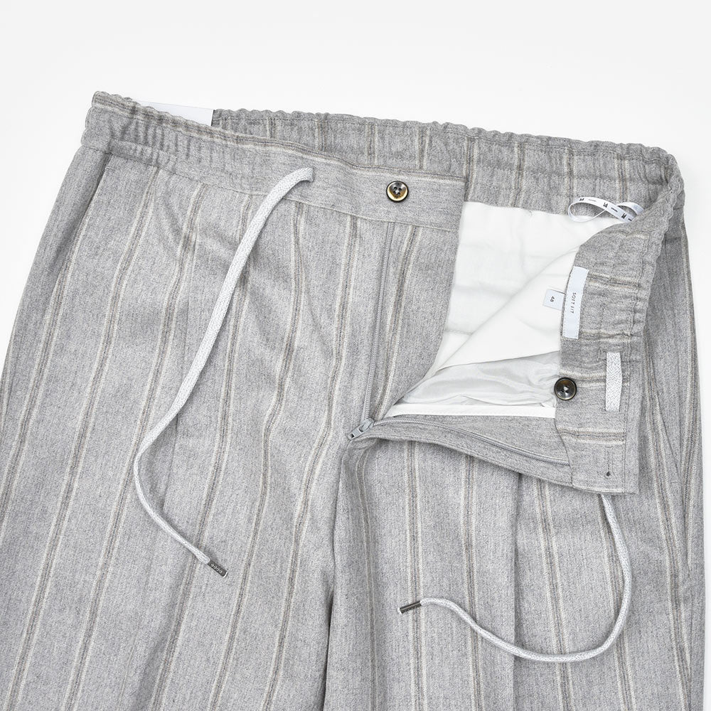 PT TORINO(ピーティー トリノ) ヴァージンウールカシミヤ ストレッチ ライトフランネル ストライプ 1プリーツシャーリングパンツ SOFT FIT/TO02