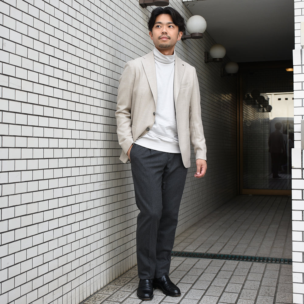 身長167cm・体重62kg/着用サイズ42