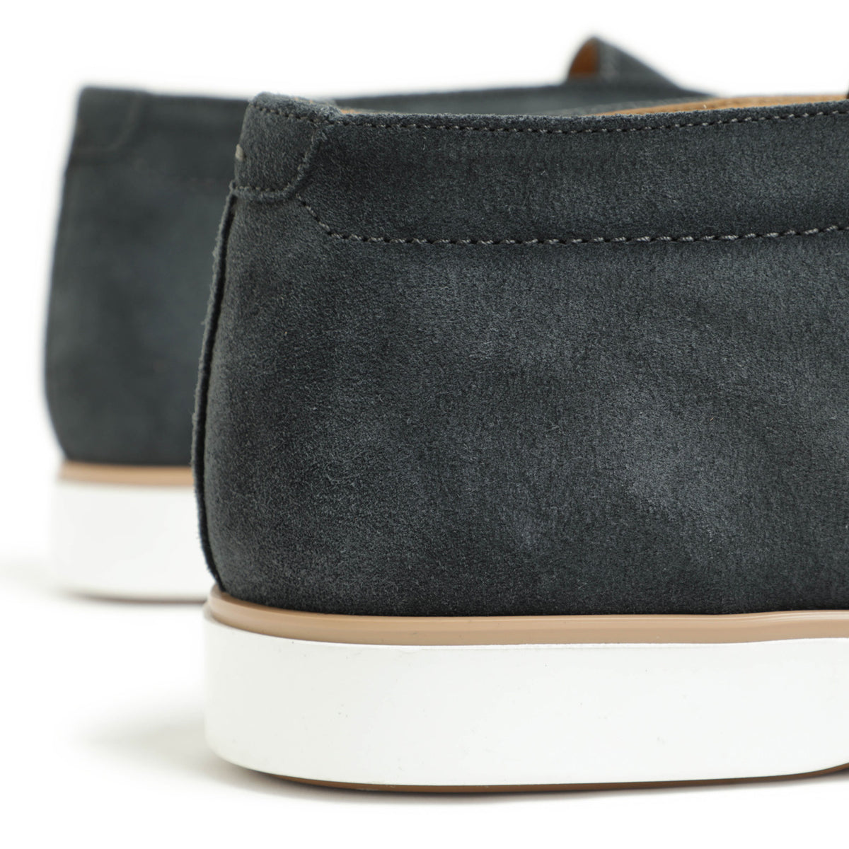 マグナーニ / スエードレザー チャッカブーツ スリッポン Uチップ / 25121 / ネイビー
