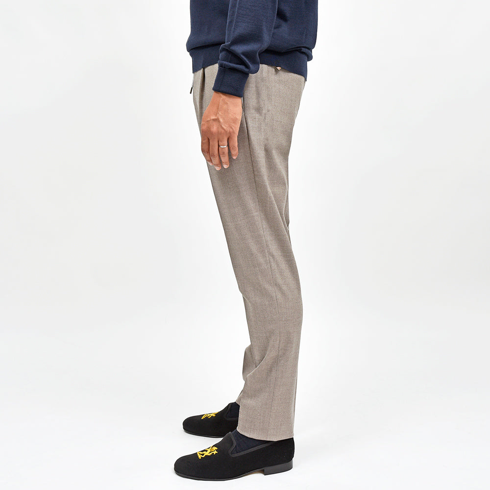 PT TORINO(ピーティー トリノ) ヴァージンウール ストレッチ サキソニー 1プリーツシャーリングパンツ SOFT FIT/MA36