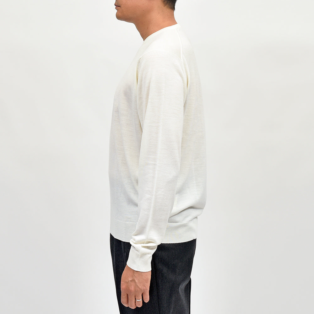 JOHN SMEDLEY(ジョンスメドレー) SCANLAN エクストラファインメリノウール 30ゲージ クルーネックニット MODERN FIT