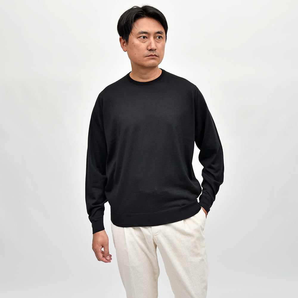 JOHN SMEDLEY(ジョンスメドレー) SCANLAN エクストラファインメリノウール 30ゲージ クルーネックニット MODERN FIT