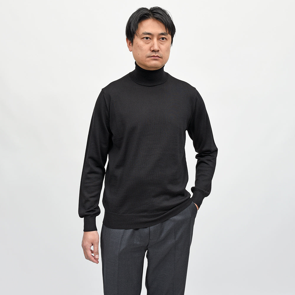 morgano(モルガーノ) エクストラファインメリノウール 12ゲージ タートルネックニット