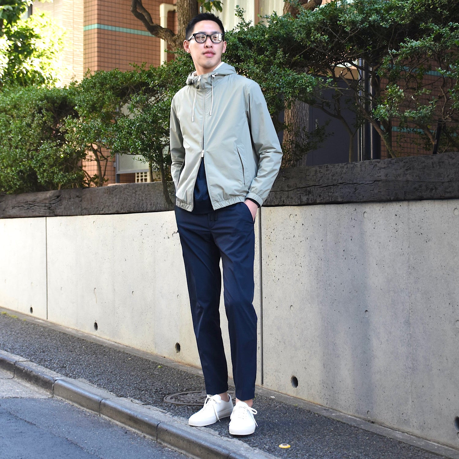 インコテックス / ストレッチ ナイロン ノープリーツ 裾シャーリングパンツ(ZIPポケット付き)/SLIM FIT/1TS001 9456A