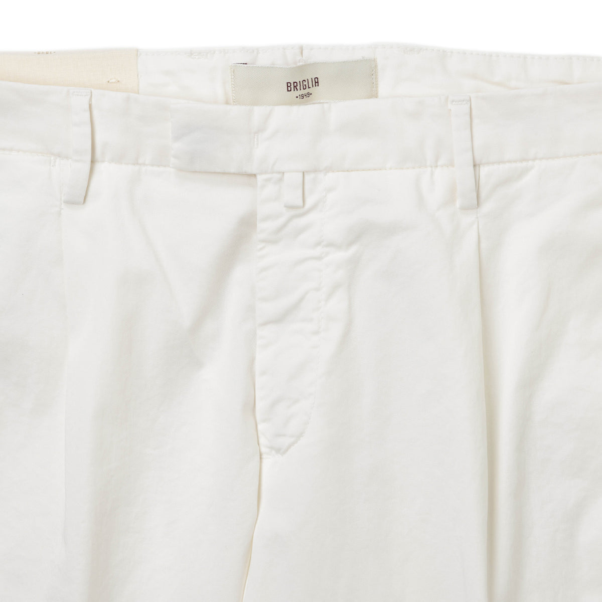 ブリリア 1949 / 1プリーツ コットン ストレッチ スラックス パンツ/ SLIM FIT / BG07 300008 / ホワイト