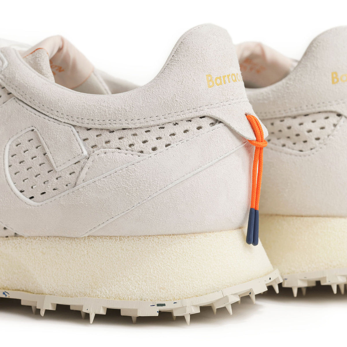 バラクーダ / スエードレザー パンチング ローカット レースアップ 厚底 スニーカー / BU3543 GHIACCIO / ライトグレー