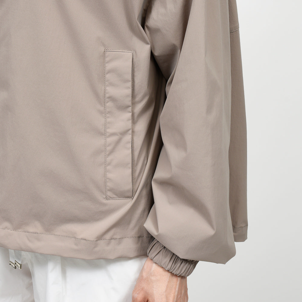 HERNO(ヘルノ) GI000386D 12882S SPF50+ナイロンブルゾン