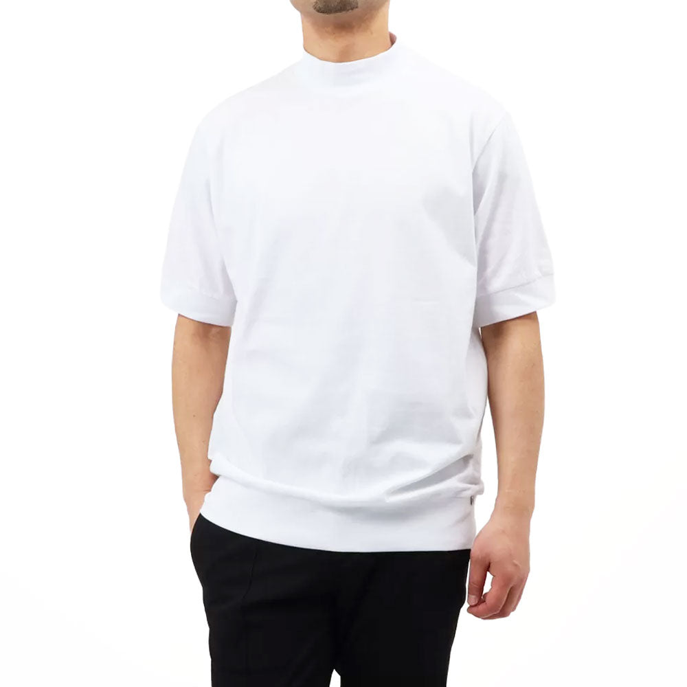 身長167cm・体重61kg、着用サイズ44