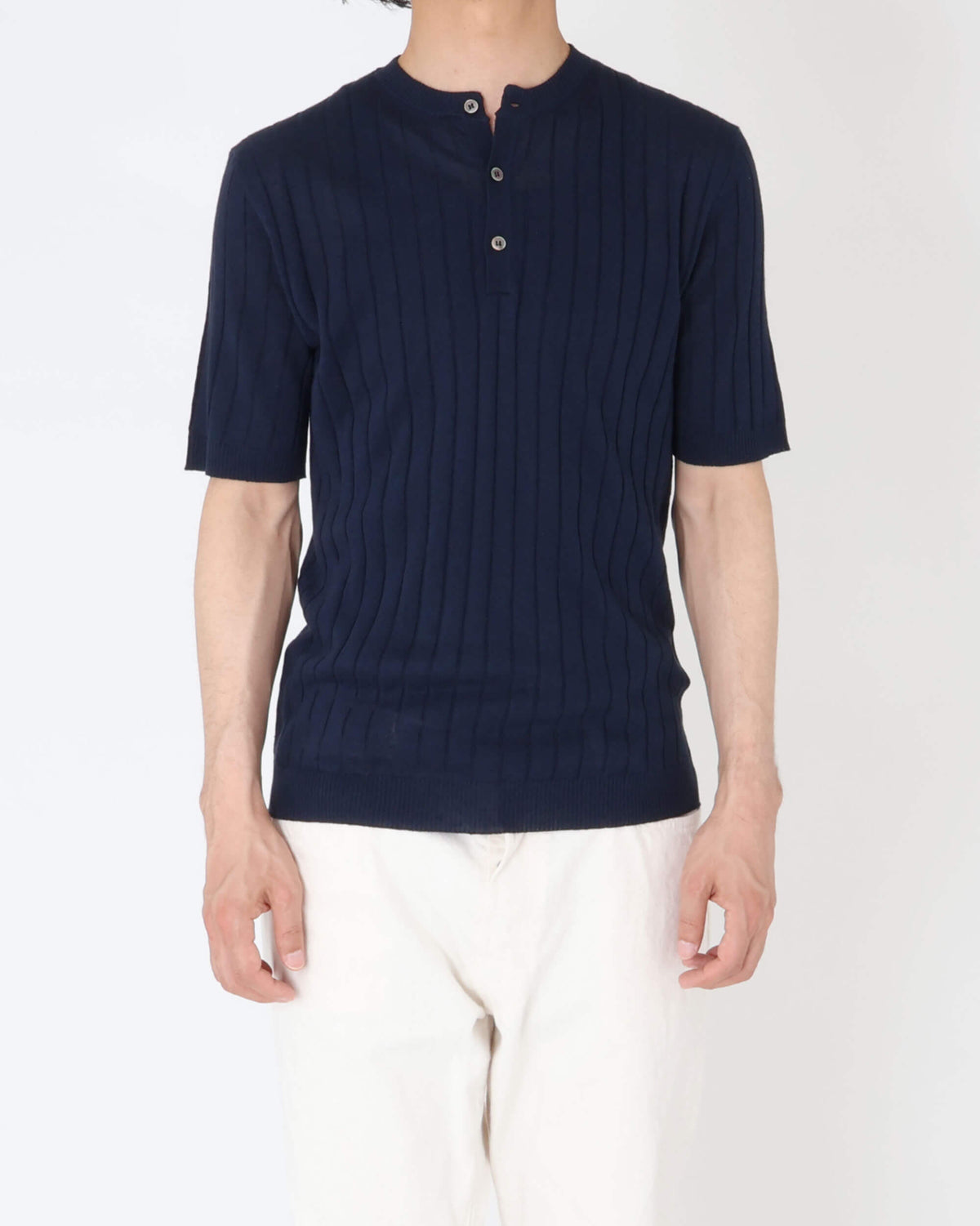 モルガーノ / コットンリネン クルーネック ニット with buttons S/S / ネイビー