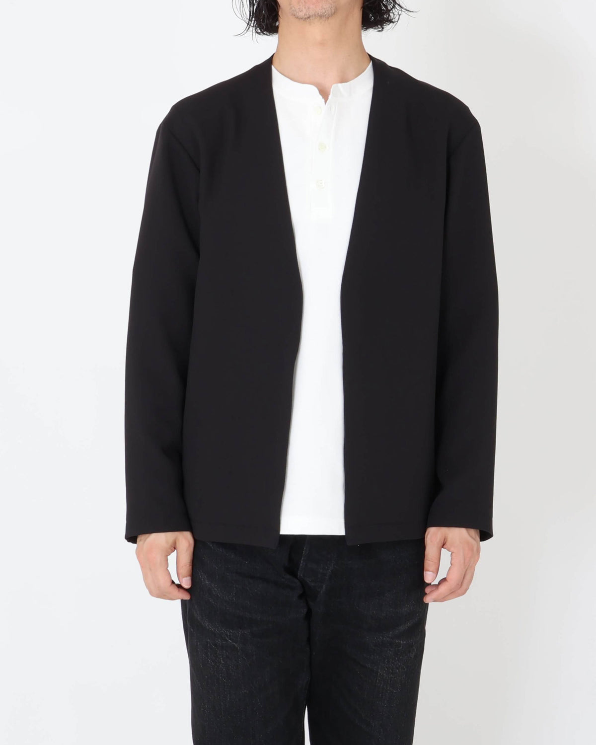 イスピラ / BL-IS-AS-0-001 ボタンレスCARDIGAN / ブラック