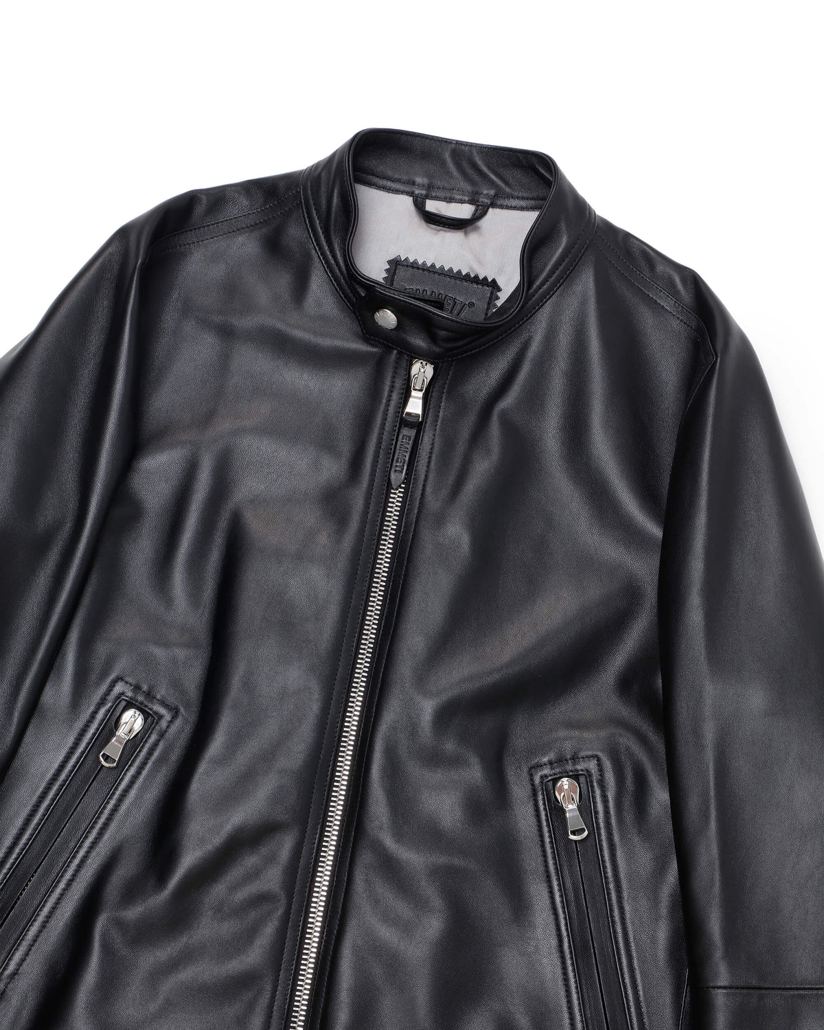 エンメティ / MASSIMO(マッシモ) シルバーZIP ナッパチェラータ ラムレザーシングルライダース / ブラック