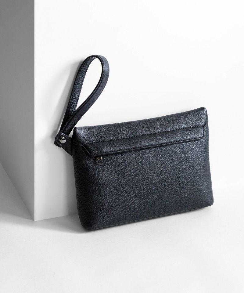 【EMMETI × ETiAM コラボ】POUCH IN CALFSKIN