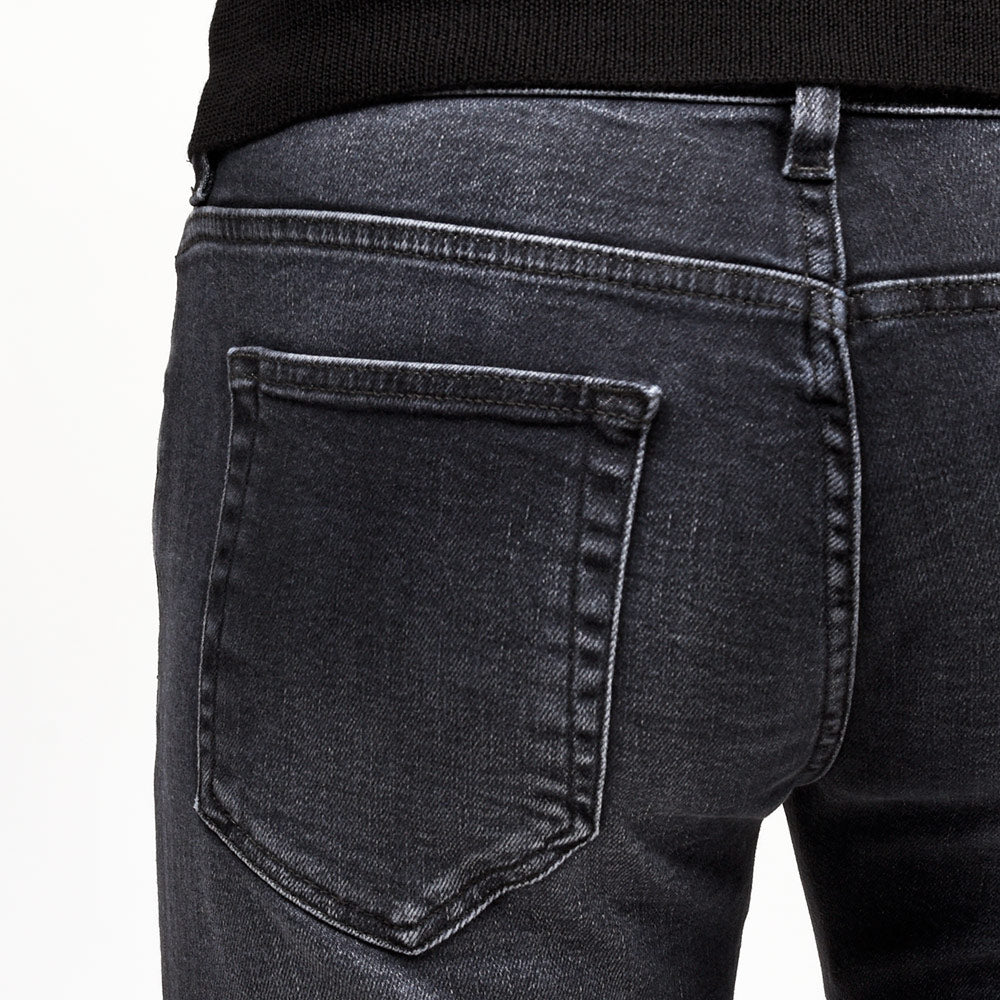 PT TORINO DENIM(ピーティートリノデニム) SAMBA コットンセルロースポリエステル ストレッチ スリムテーパードブラックデニムパンツ/CA4730