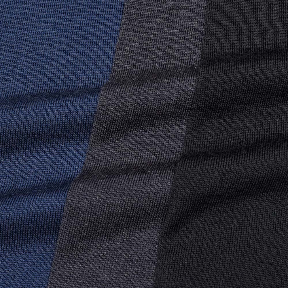 JOHN SMEDLEY(ジョンスメドレー)LEVINE エクストラファインメリノウール 30ゲージ タートルネックニット MODERN FIT