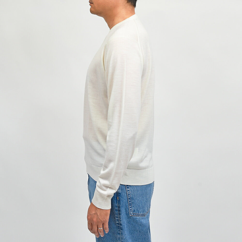 JOHN SMEDLEY(ジョンスメドレー)SCANLAN エクストラファインメリノウール 30ゲージ クルーネックニット MODERN FIT