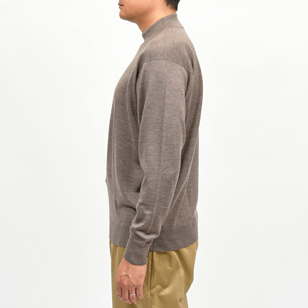 JOHN SMEDLEY(ジョンスメドレー)A4546 エクストラファインメリノウール 24ゲージ モックネックニット