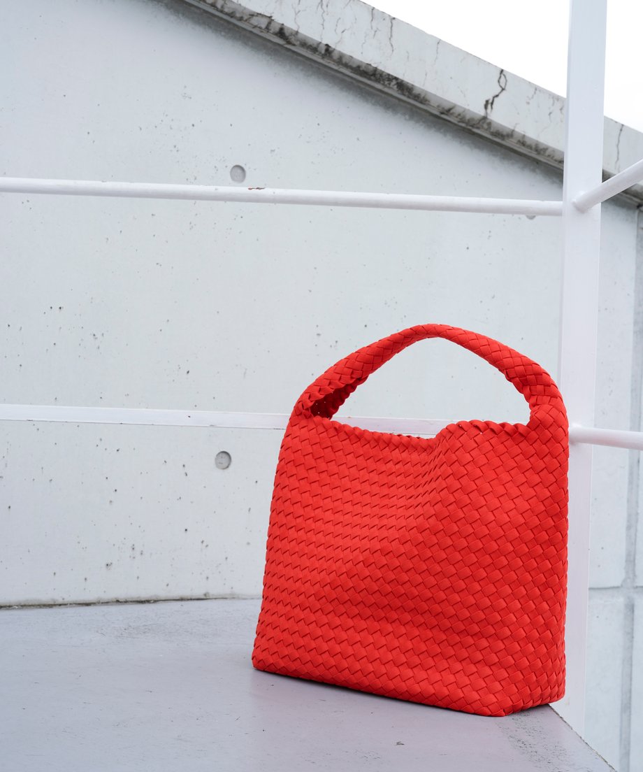エムビー / OX JEWELRy Intrecciato -ADD- Editors Bag MEDIUM
