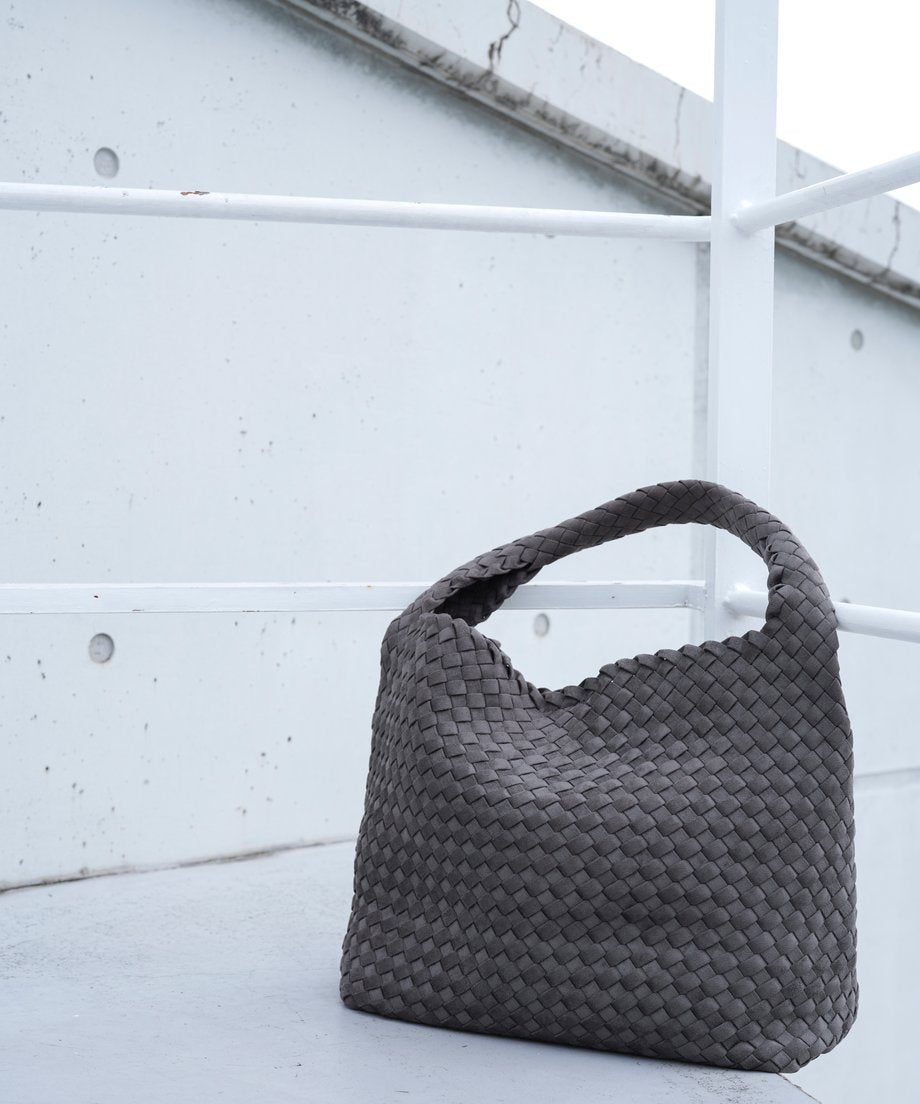 エムビー / OX JEWELRy Intrecciato -ADD- Editors Bag MEDIUM