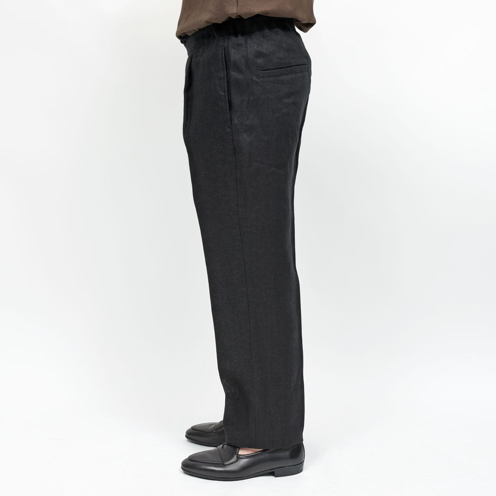 moncao（モンサオ） リネン1Pシャーリングテーパードパンツ M021376-1 13061400172
