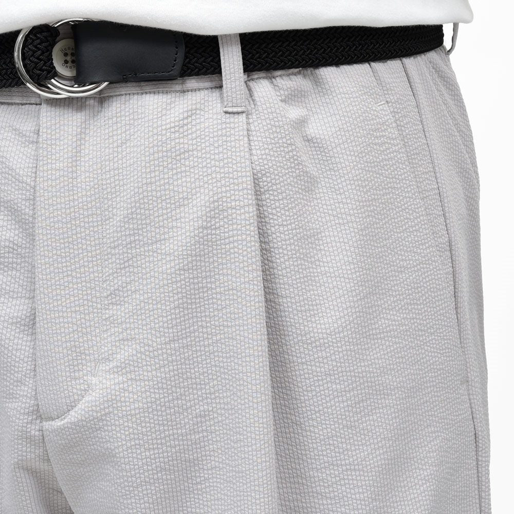 HERNO（ヘルノ） テックシアサッカー1プリーツショーツ PT000192U-12684 13161600132