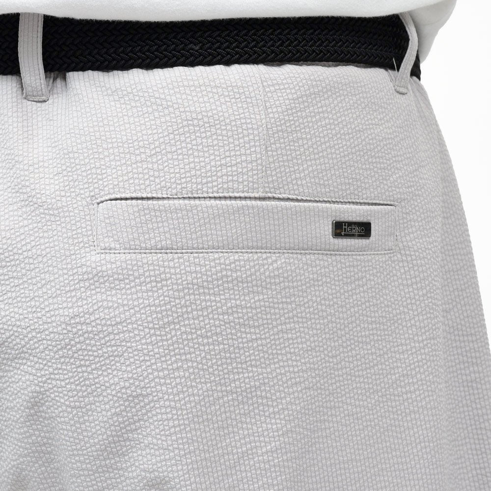 HERNO（ヘルノ） テックシアサッカー1プリーツショーツ PT000192U-12684 13161600132