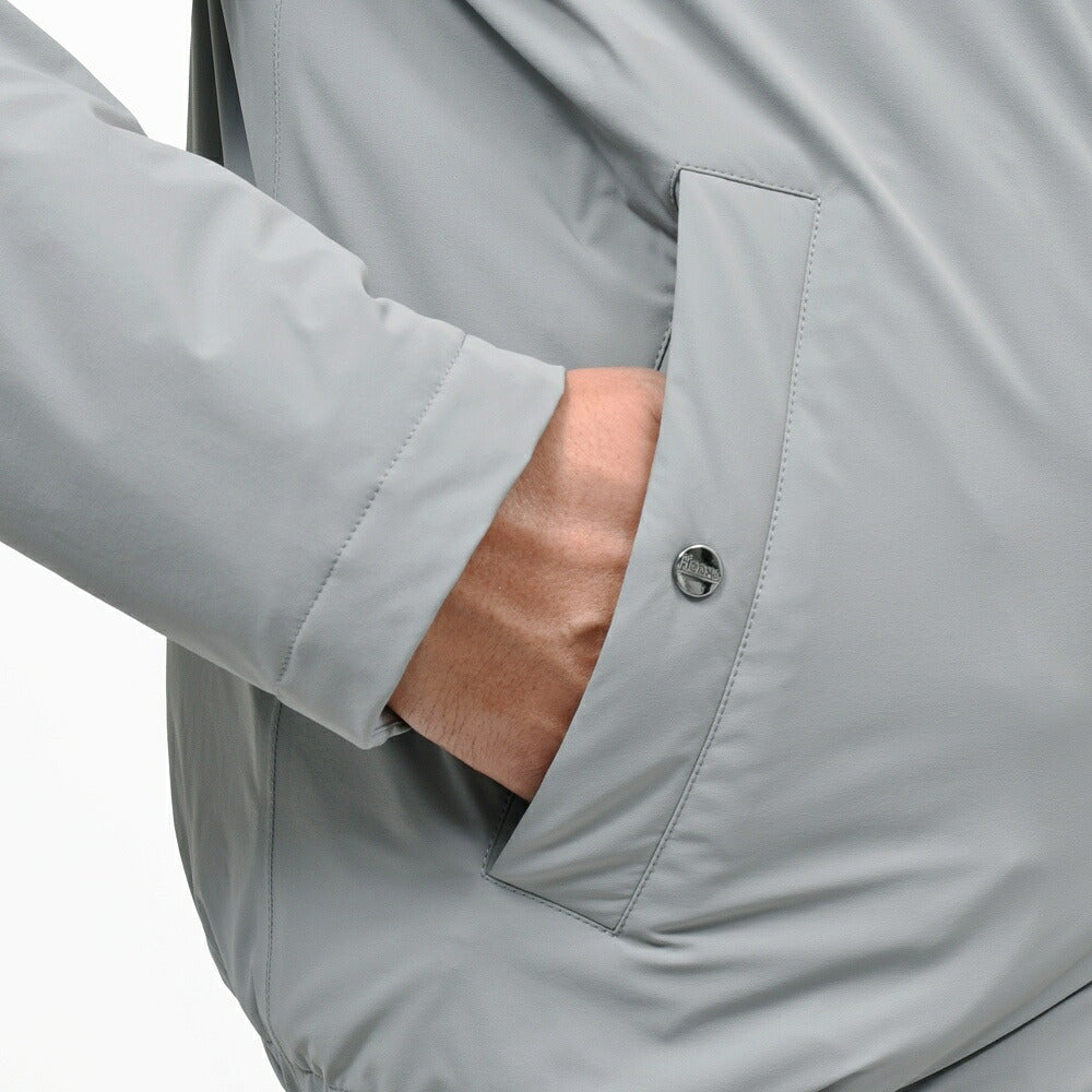 HERNO（ヘルノ） RESORTリゾート ストレッチナイロンパデッドフーディーブルゾン(パッカブル) GI00071UR-12387SZ 14062000132