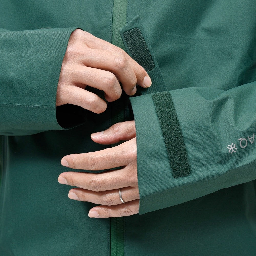 AYAQ（アヤック）ウォータープルーフ3レイヤーポリエステルフーディーブルゾン SKORA HARDSHELL JACKET 14062002247