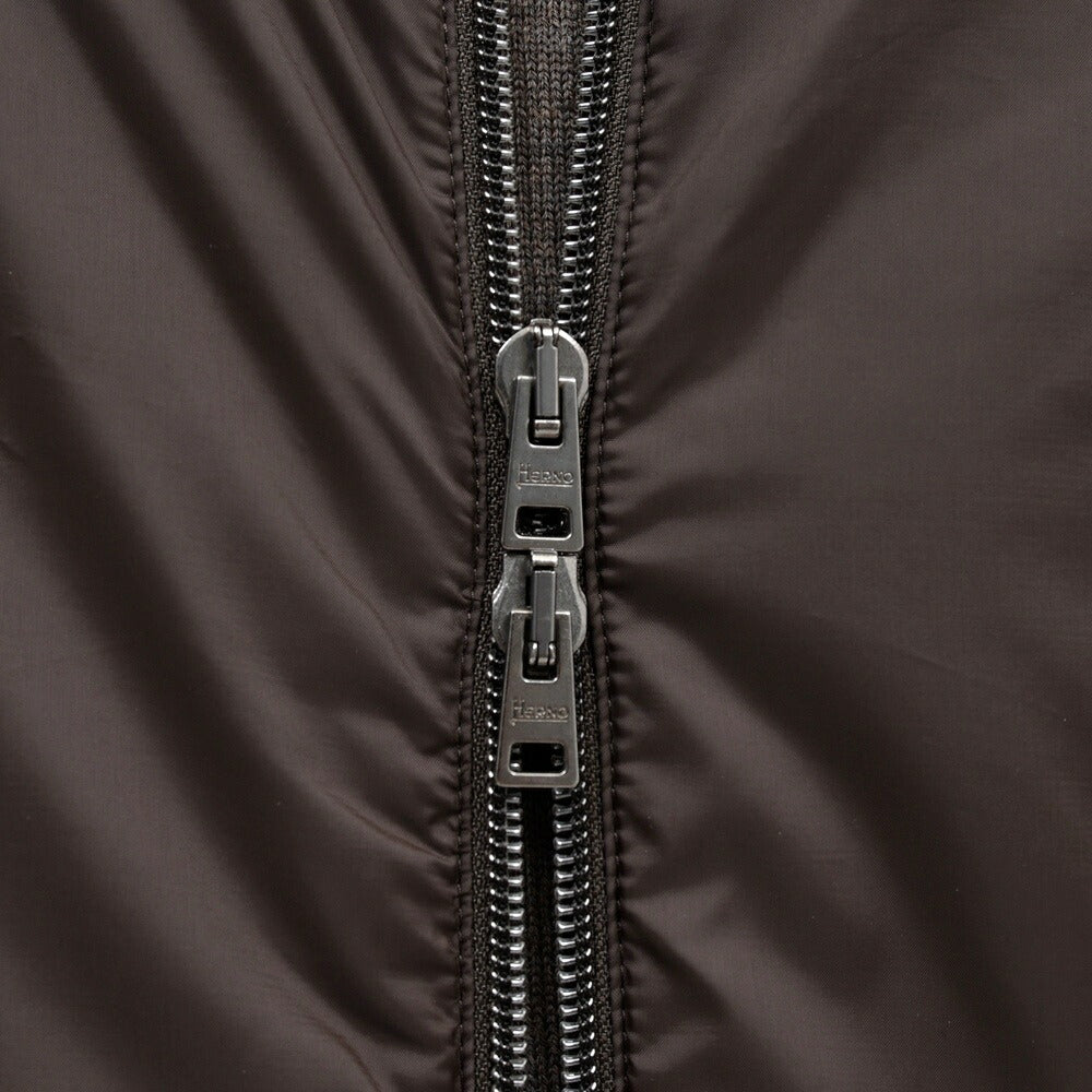 HERNO（ヘルノ）<br>RESORTリゾート ポリエステル×コットンニットハイブリッドブルゾン MC00052UR-72109 14062601132