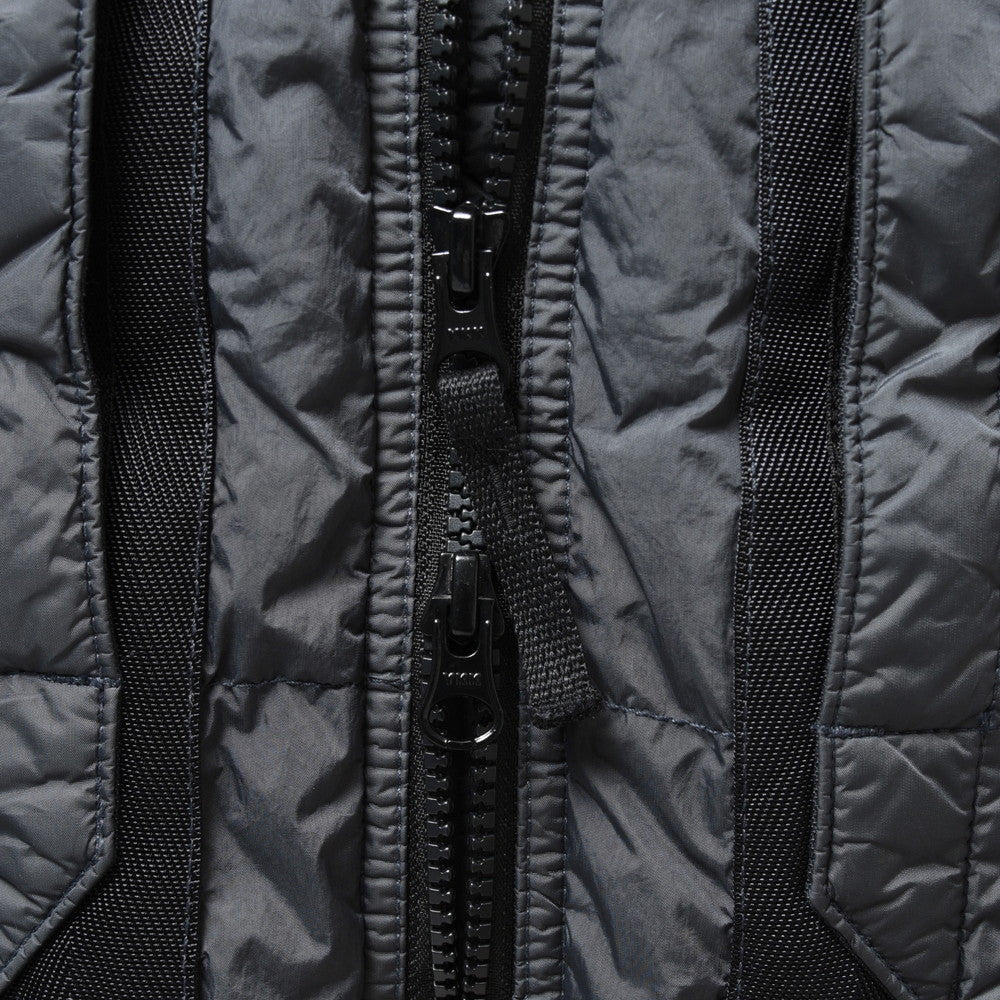 STONE ISLAND(ストーンアイランド) ガーメントダイナイロンレップスフーデッドダウンジャケット 79-154-07-23
