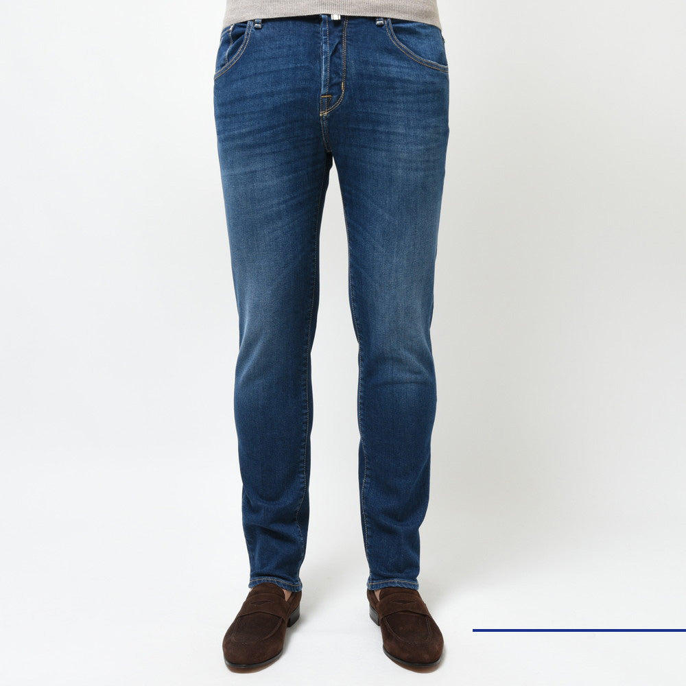 JACOB COHEN（ヤコブコーエン） SCOTTOスコット ENDLESS LUXURY ウォッシュドオーガニックコットンストレッチ キャロットフィットクロップドデニム 226-82715