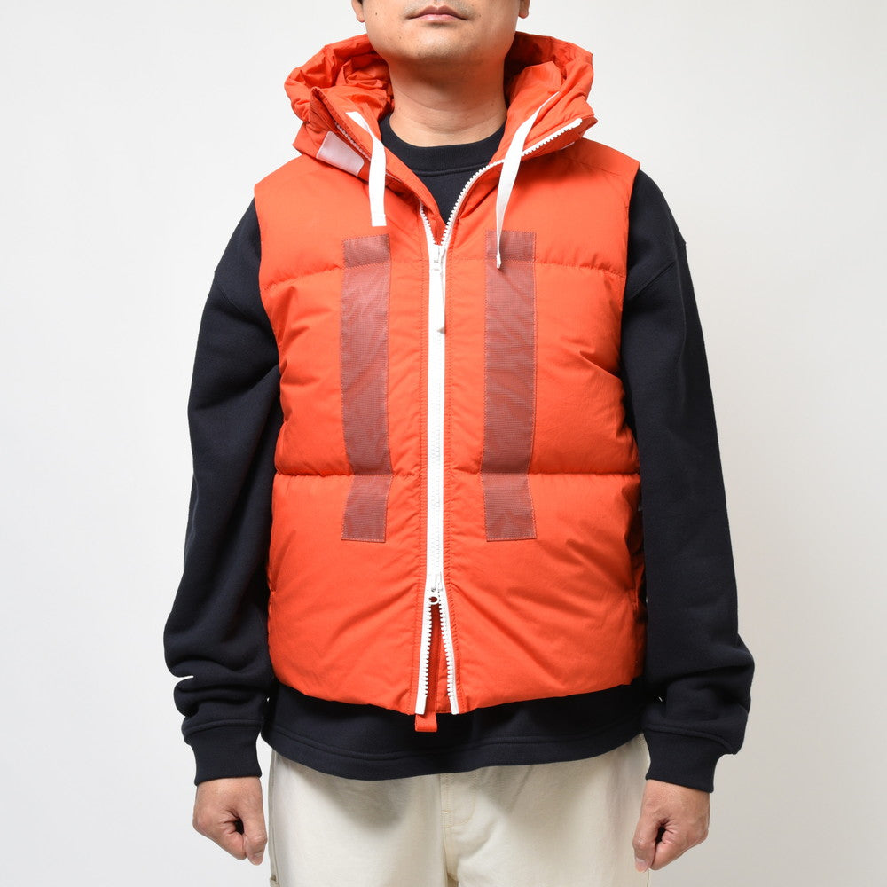 STONE ISLAND(ストーンアイランド)  MARINA ワックスコーティングコットンポプリンダウンベスト 7915G09X2