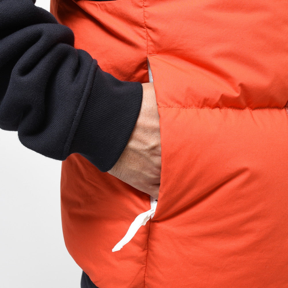 STONE ISLAND(ストーンアイランド)  MARINA ワックスコーティングコットンポプリンダウンベスト 7915G09X2