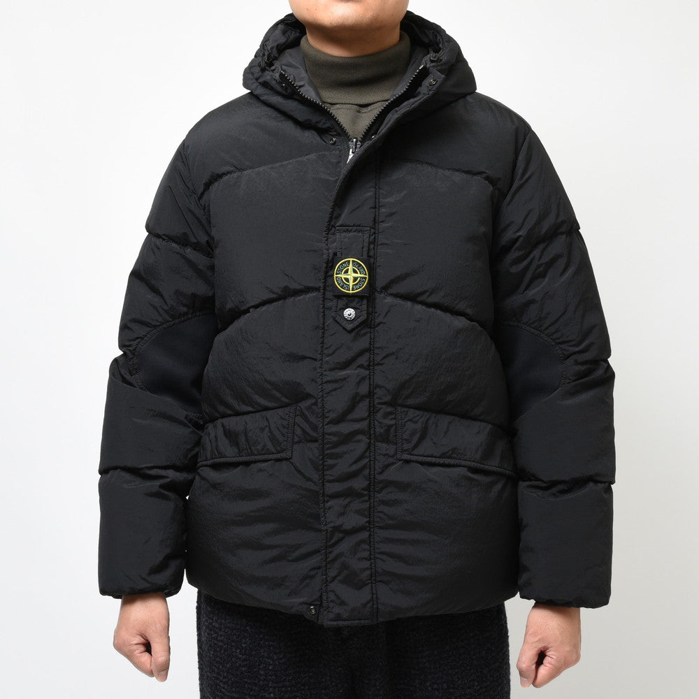 STONE ISLAND(ストーンアイランド) ナイロンメタルリバーシブルフーディダウンジャケット 791542719