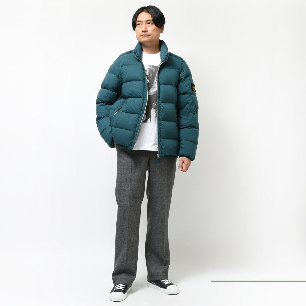 STONE ISLAND(ストーンアイランド) ナイロンストレッチスタンドカラーダウンジャケット 791544028