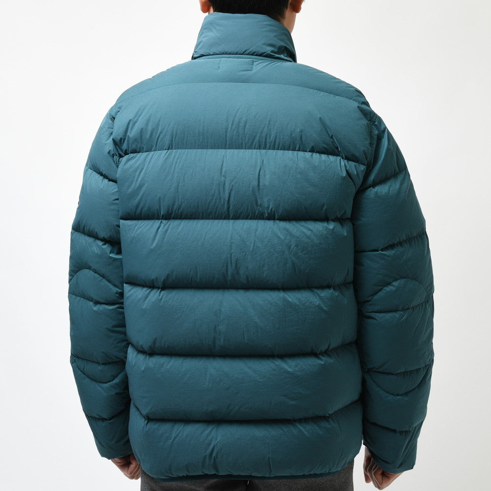 STONE ISLAND(ストーンアイランド) ナイロンストレッチスタンドカラーダウンジャケット 791544028