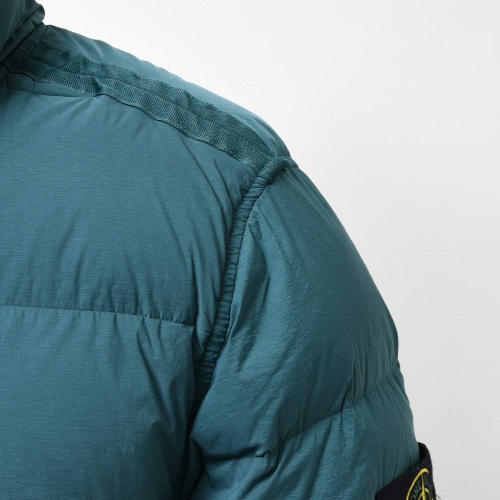 STONE ISLAND(ストーンアイランド) ナイロンストレッチスタンドカラーダウンジャケット 791544028