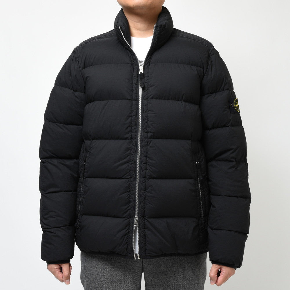 STONE ISLAND(ストーンアイランド) ナイロンストレッチスタンドカラーダウンジャケット 791544028