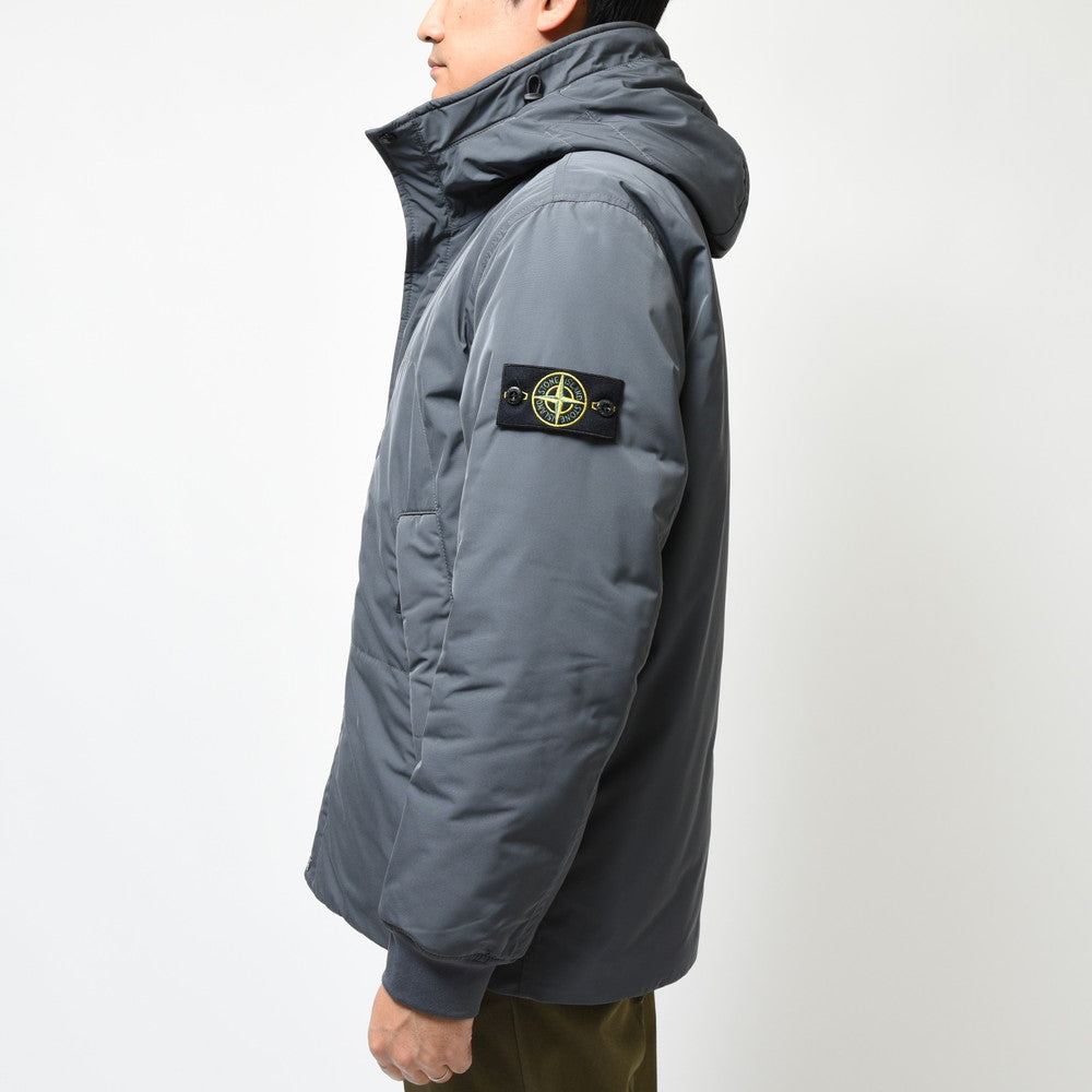 STONE ISLAND(ストーンアイランド) ポリエステルマイクロツイルパデッドフーディブルゾン 791541826