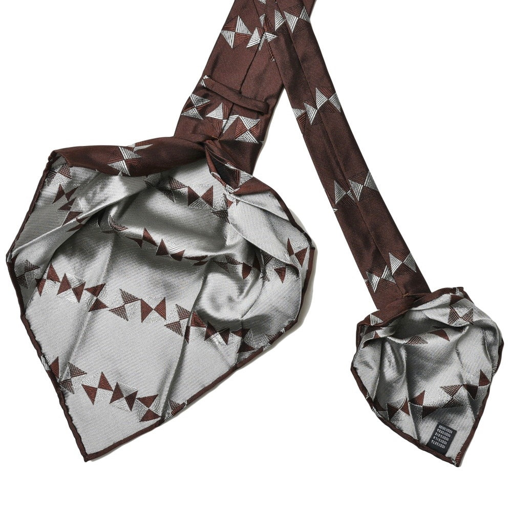 TIE YOUR TIE（タイ ユア タイ） シルクマイクロヘリンボーンスクエアストライプジャガードセッテピエゲタイ VE1158