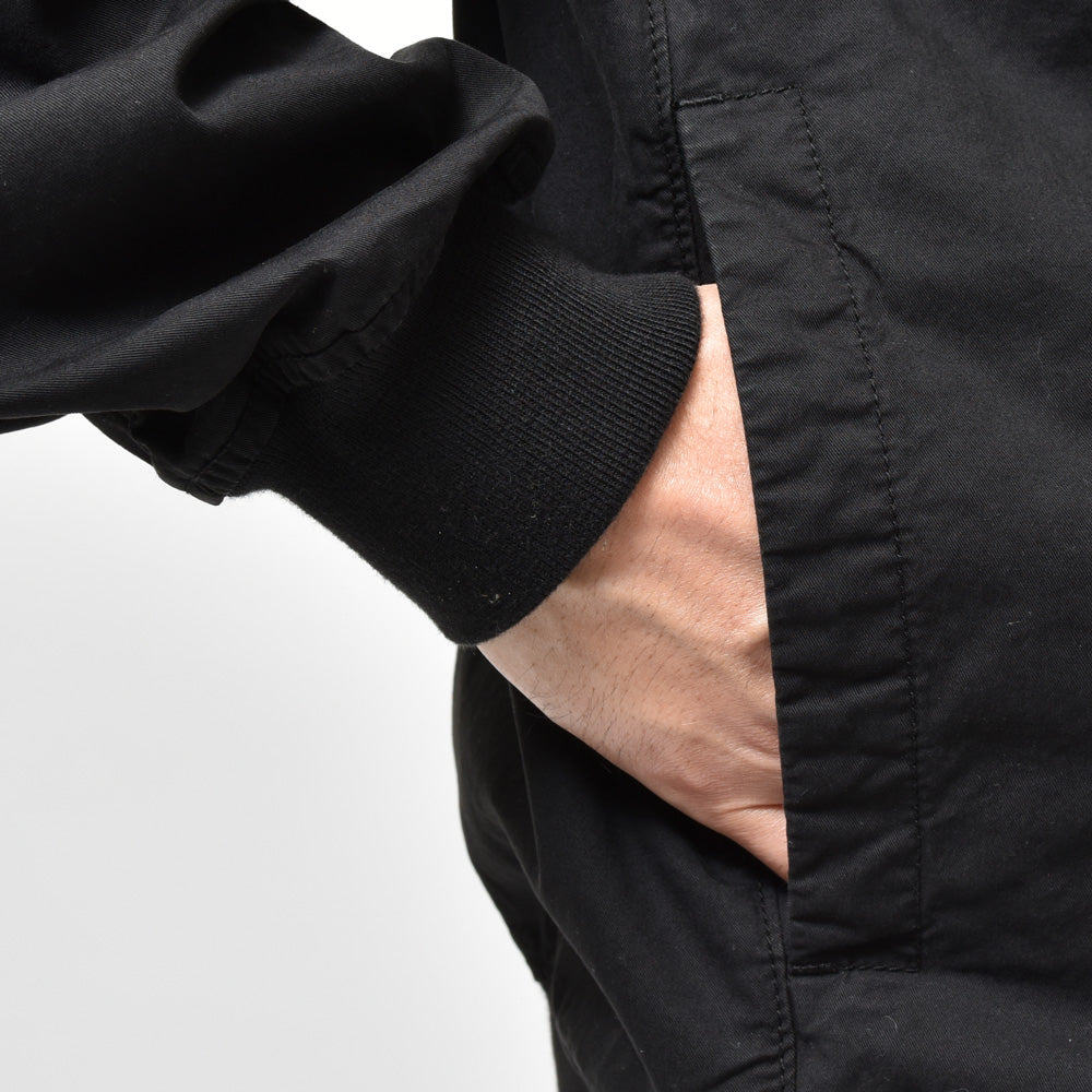 STONE ISLAND(ストーンアイランド)  スーピマコットンストレッチツイルボマーブルゾン 80-154-25-10