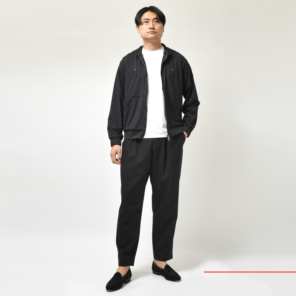 HERNO（ヘルノ） ストレッチナイロンジャージジップフーディー JC000038U-12588S