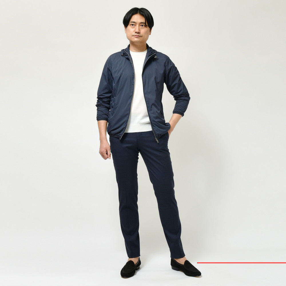 HERNO（ヘルノ） ウォーターレペレントウルトラライトナイロンジップブーディ―ブルゾン GI000419U-12581