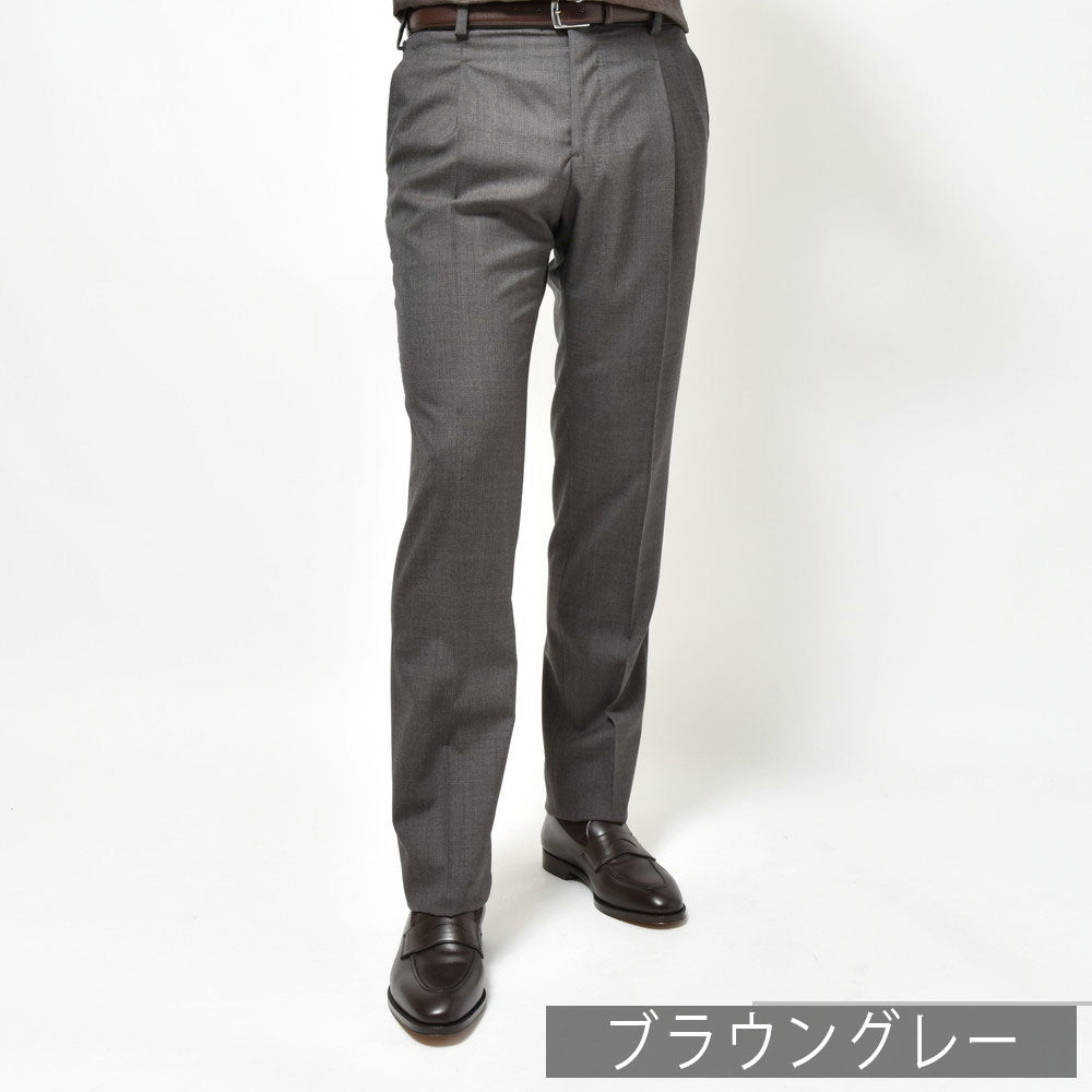 IGARASHI TROUSERS（五十嵐トラウザーズ） ウールトロピカル1プリーツスリムテーパードパンツ IGT/1OUTP/CNB