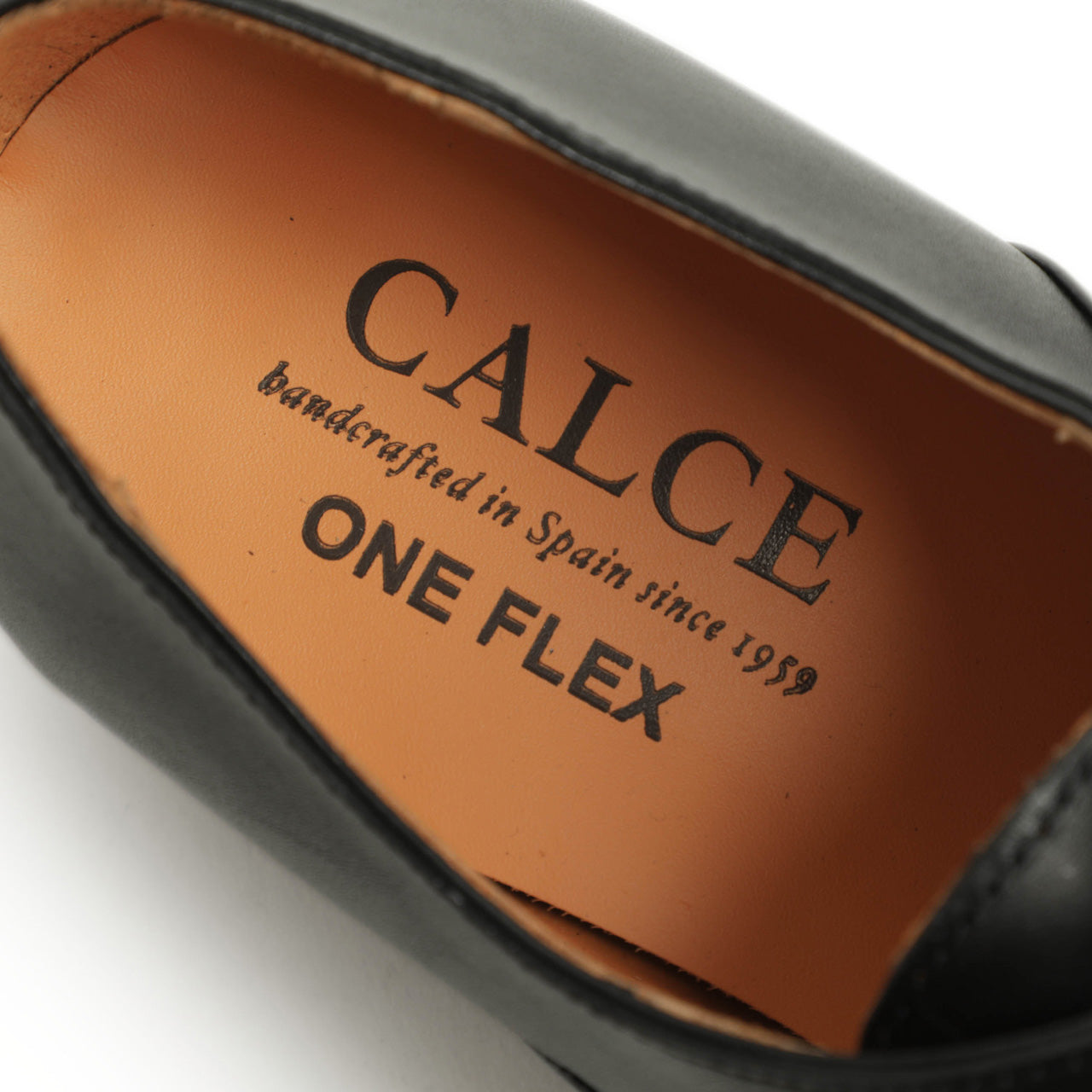 カルセ / カーフレザー ストレートチップ キャップトゥ レースアップ シューズ / 内羽根 / ボロネーゼ製法  / レベルソ仕立て /  X2064 / ブラック