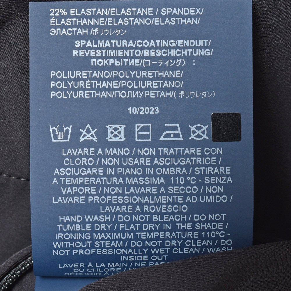 HERNO（ヘルノ） Laminarラミナー ウォーターレペレントストレッチナイロンプルオーバーアノラック(パッカブル) GI00125UL-12803