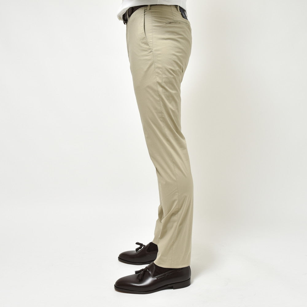 INCOTEX（インコテックス） SLIMFIT ストレッチコットンサマーポプリンテーパードパンツ 11577
