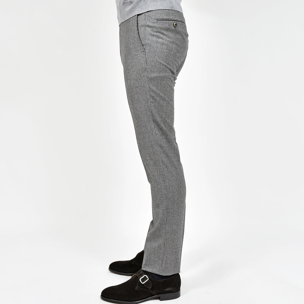 PT TORINO ピーティー トリノ Travel ヴァージンウール ライトフランネル ハウンドトゥース ノープリーツ ドレスパンツ SUPERSLIM FIT/MR82